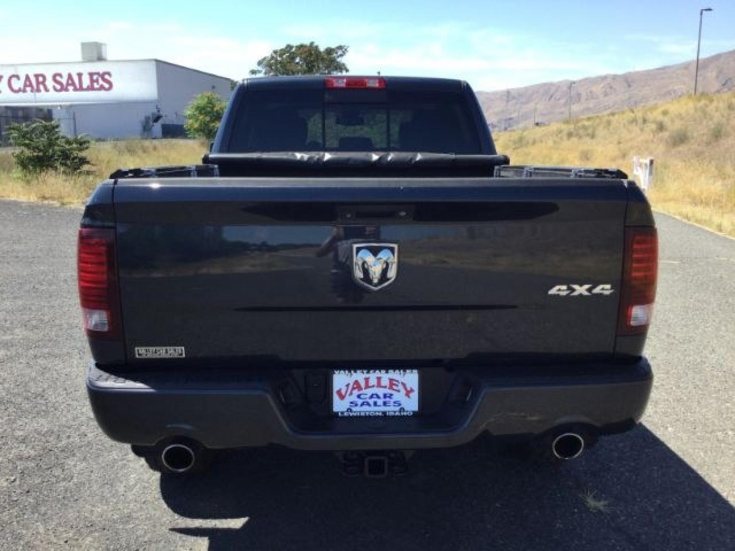 2015 Maximum Steel Metallic /Black Ram 1500 Sport (1C6RR7UT4FS) with an HEMI 5.7L V-8 variable valve control engine, 8 Speed Automatic transmission, located at 1801 Main Street, Lewiston, 83501, (208) 743-9371, 46.417065, -117.004799- Photo#11