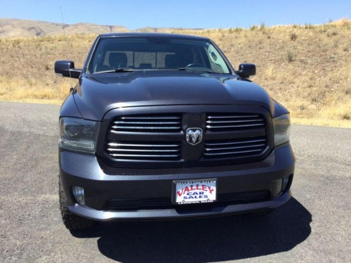 2015 Maximum Steel Metallic /Black Ram 1500 Sport (1C6RR7UT4FS) with an HEMI 5.7L V-8 variable valve control engine, 8 Speed Automatic transmission, located at 1801 Main Street, Lewiston, 83501, (208) 743-9371, 46.417065, -117.004799- Photo#18