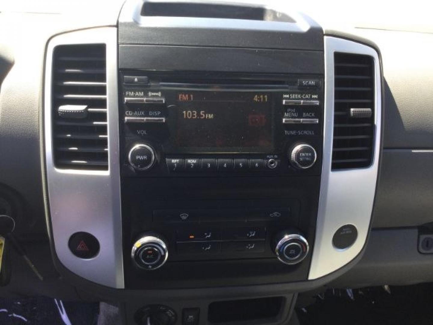 2014 Night Armor /Steel Nissan Frontier SV (1N6AD0EV9EN) with an VQ 4L V-6 DOHC engine, 5-Speed Automatic transmission, located at 1801 Main Street, Lewiston, 83501, (208) 743-9371, 46.417065, -117.004799- Photo#12