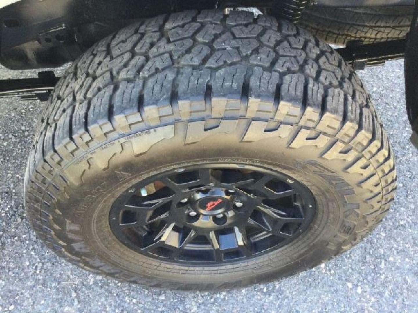 2016 Silver Sky Metallic /Graphite w/Gun Metal Toyota Tacoma TRD Sport Crew Cab 5.5ft bed (3TMCZ5AN4GM) with an 3.5L V-6 port/direct injection engine, 6-Speed Automatic transmission, located at 1801 Main Street, Lewiston, 83501, (208) 743-9371, 46.417065, -117.004799- Photo#19