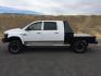 2008 Bright White Clearcoat /Medium Slate Grey Dodge Ram 3500 Laramie (3D7MX39A68G) with an Cummins 6.7L I-6 diesel direct injection engine, 6-Speed Automatic transmission, located at 1801 Main Street, Lewiston, 83501, (208) 743-9371, 46.417065, -117.004799- Photo#2
