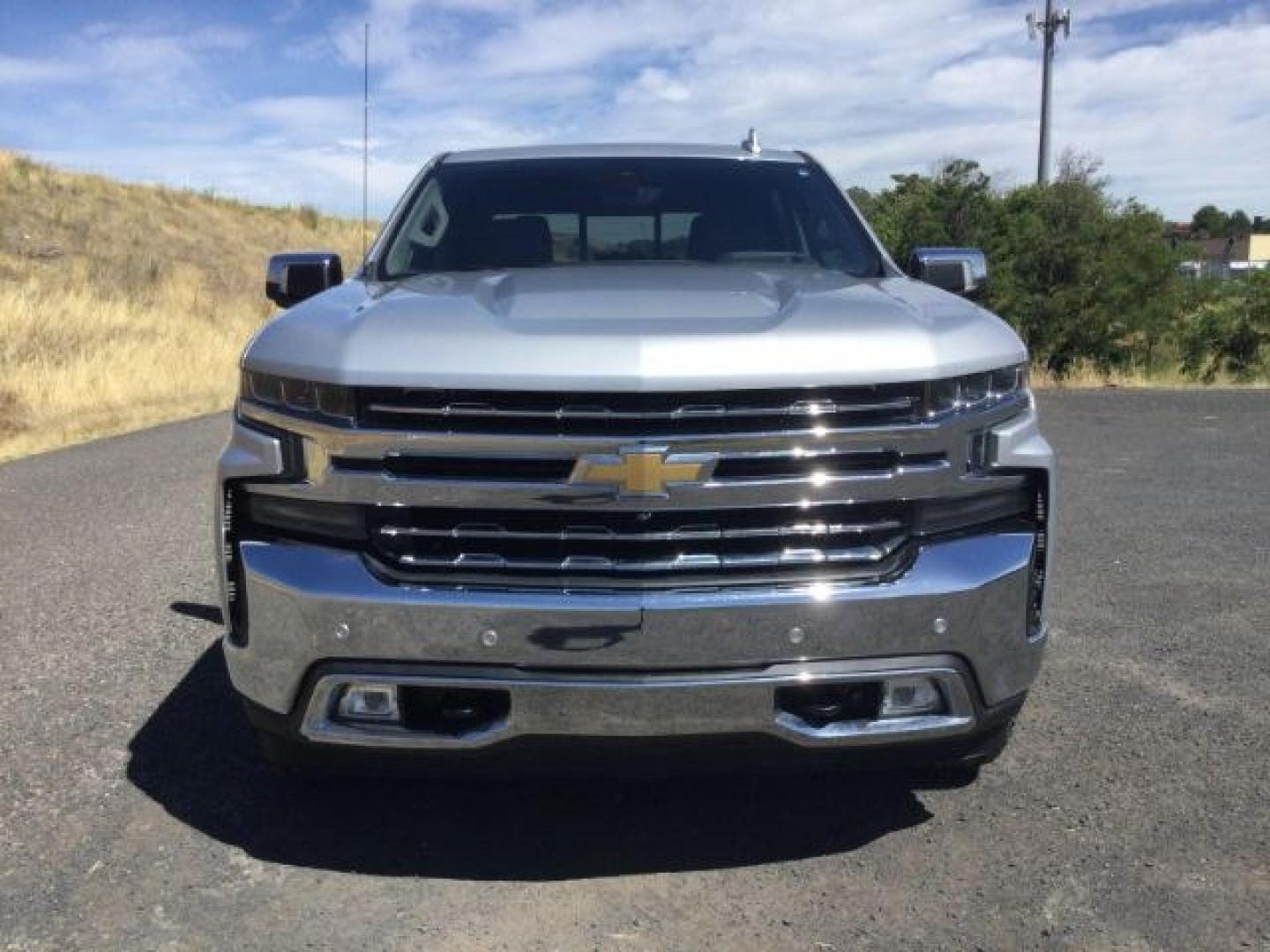 2020 Silver Ice Metallic /Jet Black Chevrolet Silverado 1500 LTZ (1GCUYGED0LZ) with an EcoTec3 5.3L V-8 gasoline direct injection engine, 8-Speed Automatic transmission, located at 1801 Main Street, Lewiston, 83501, (208) 743-9371, 46.417065, -117.004799- Photo#7
