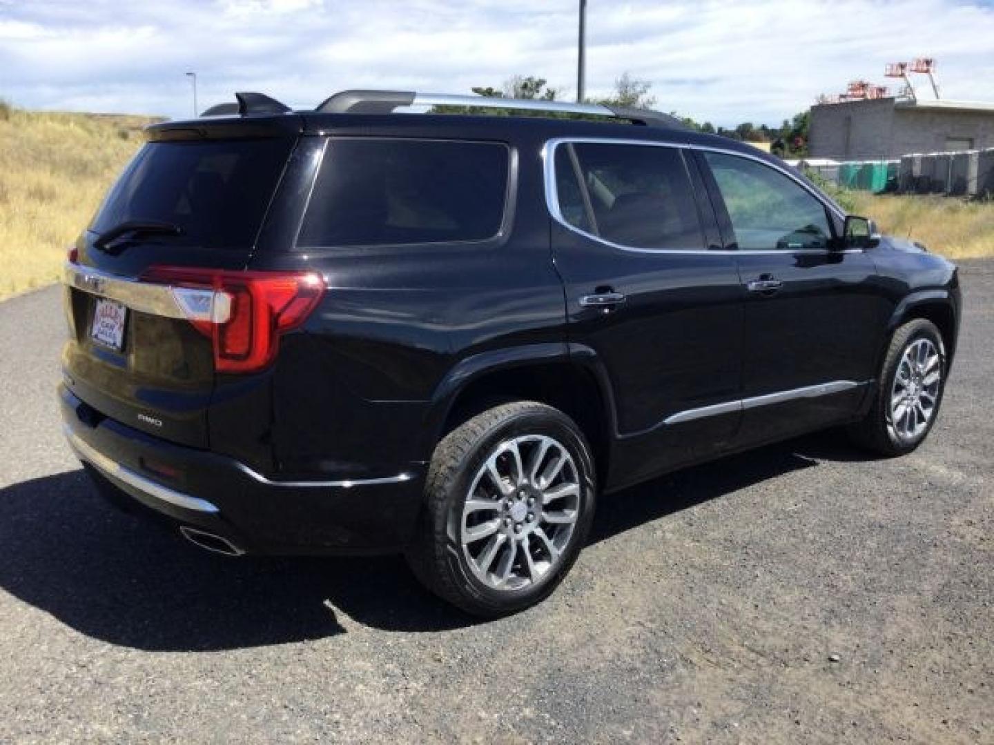 2021 Ebony Twilight Metallic /Jet Black GMC Acadia Denali (1GKKNXLSXMZ) with an 3.6L V-6 gasoline direct injection engine, 9 Speed Automatic transmission, located at 1801 Main Street, Lewiston, 83501, (208) 743-9371, 46.417065, -117.004799- Photo#12
