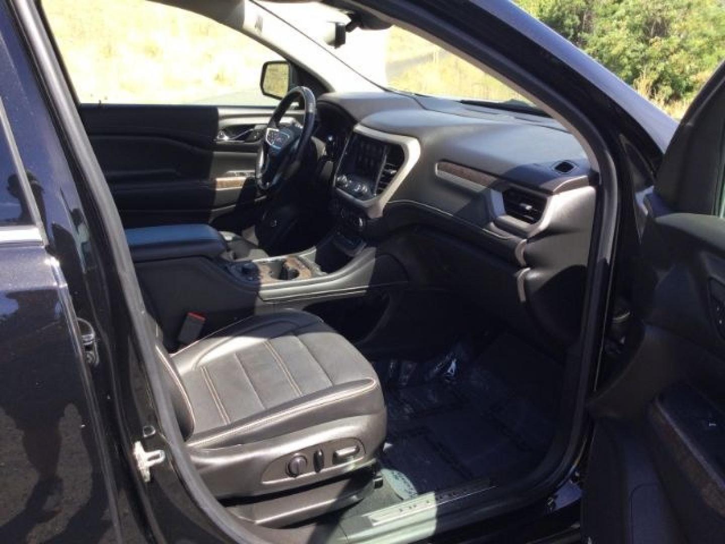 2021 Ebony Twilight Metallic /Jet Black GMC Acadia Denali (1GKKNXLSXMZ) with an 3.6L V-6 gasoline direct injection engine, 9 Speed Automatic transmission, located at 1801 Main Street, Lewiston, 83501, (208) 743-9371, 46.417065, -117.004799- Photo#21