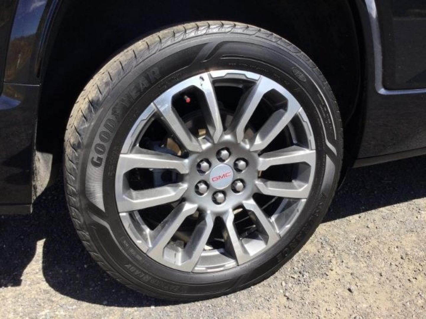 2021 Ebony Twilight Metallic /Jet Black GMC Acadia Denali (1GKKNXLSXMZ) with an 3.6L V-6 gasoline direct injection engine, 9 Speed Automatic transmission, located at 1801 Main Street, Lewiston, 83501, (208) 743-9371, 46.417065, -117.004799- Photo#23