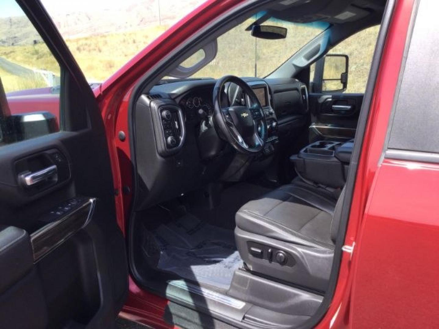 2020 Cajun Red Tintcoat Chevrolet Silverado 3500HD LT (1GC4YTEY2LF) , located at 1801 Main Street, Lewiston, 83501, (208) 743-9371, 46.417065, -117.004799- Photo#3