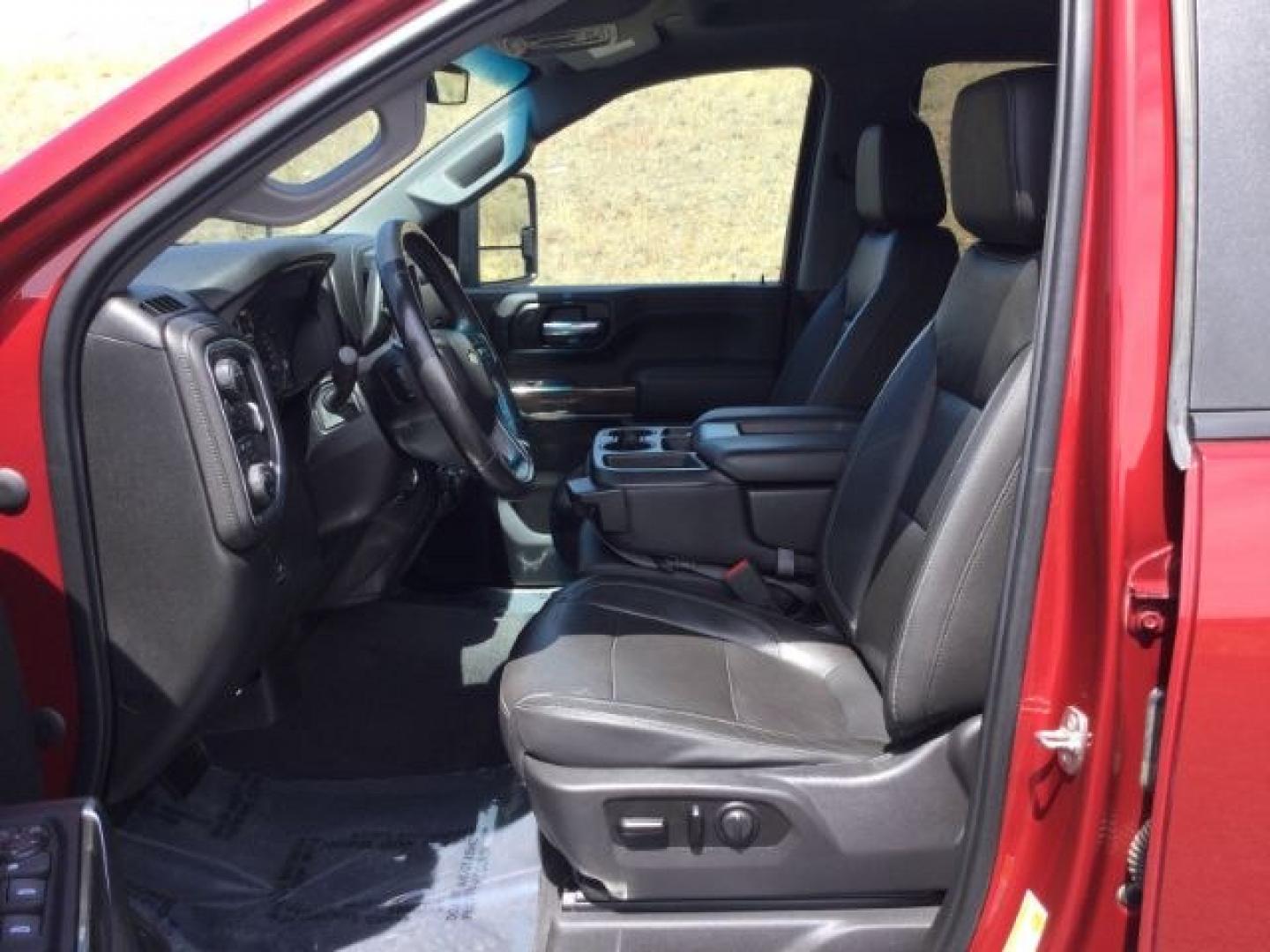 2020 Cajun Red Tintcoat Chevrolet Silverado 3500HD LT (1GC4YTEY2LF) , located at 1801 Main Street, Lewiston, 83501, (208) 743-9371, 46.417065, -117.004799- Photo#4