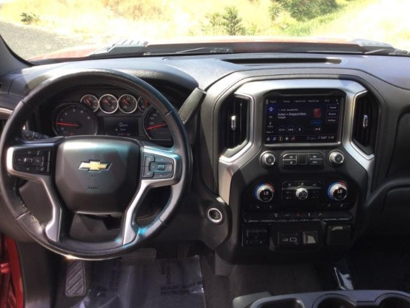 2020 Cajun Red Tintcoat Chevrolet Silverado 3500HD LT (1GC4YTEY2LF) , located at 1801 Main Street, Lewiston, 83501, (208) 743-9371, 46.417065, -117.004799- Photo#6
