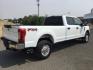 2019 Oxford White /Medium Earth Gray Ford F-350 XLT (1FT8W3BT7KE) with an Powerstroke 6.7L V-8 diesel direct injection engine, 6-Speed Automatic transmission, located at 1801 Main Street, Lewiston, 83501, (208) 743-9371, 46.417065, -117.004799- Photo#18
