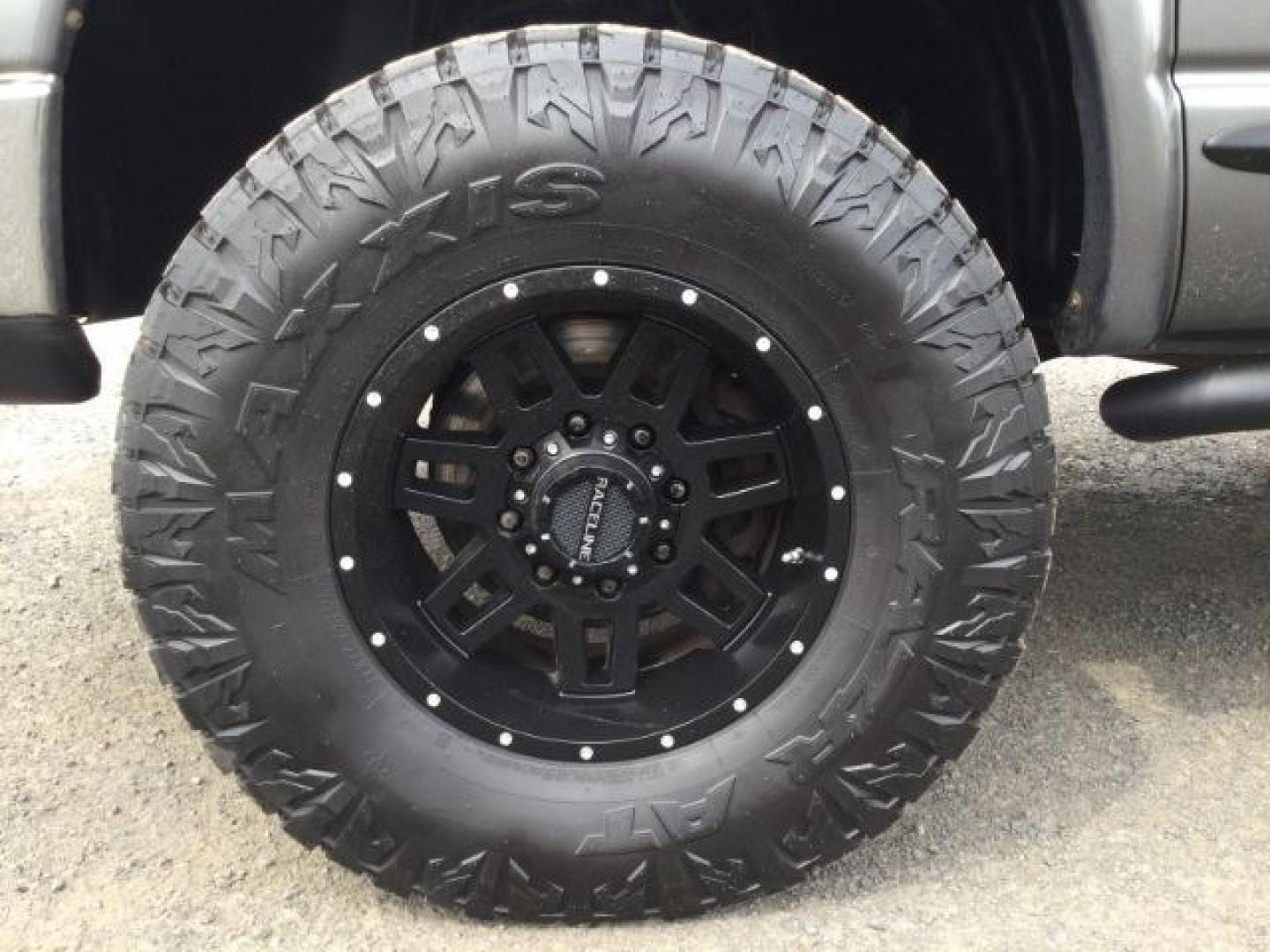 2005 Mineral Gray Metallic Clearcoat /Dark Slate Gray Dodge Ram 2500 SLT Quad Cab (3D7KS28C25G) with an Cummins 5.9L I-6 diesel direct injection engine, 4 speed automatic transmission, located at 1801 Main Street, Lewiston, 83501, (208) 743-9371, 46.417065, -117.004799- Photo#11
