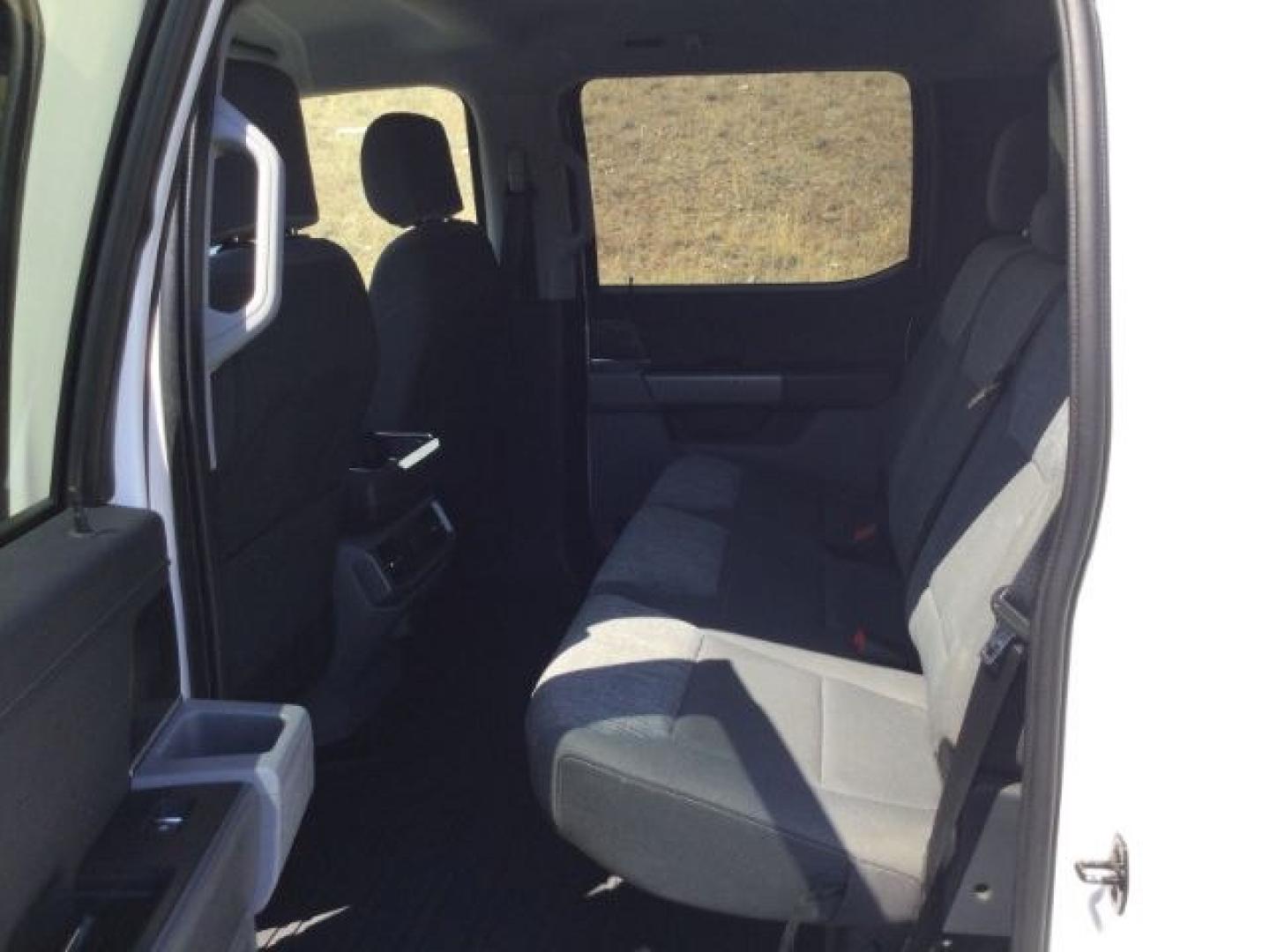 2021 Oxford White /Black/Medium Dark Slate Ford F-150 XLT (1FTFW1E8XMF) with an EcoBoost 3.5L V-6 port/direct injection engine, 10 speed automatic transmission, located at 1801 Main Street, Lewiston, 83501, (208) 743-9371, 46.417065, -117.004799- Photo#12