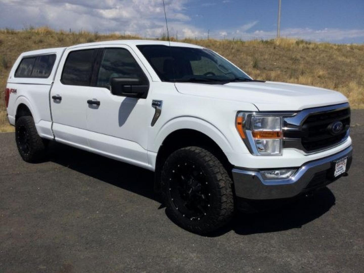2021 Oxford White /Black/Medium Dark Slate Ford F-150 XLT (1FTFW1E8XMF) with an EcoBoost 3.5L V-6 port/direct injection engine, 10 speed automatic transmission, located at 1801 Main Street, Lewiston, 83501, (208) 743-9371, 46.417065, -117.004799- Photo#19