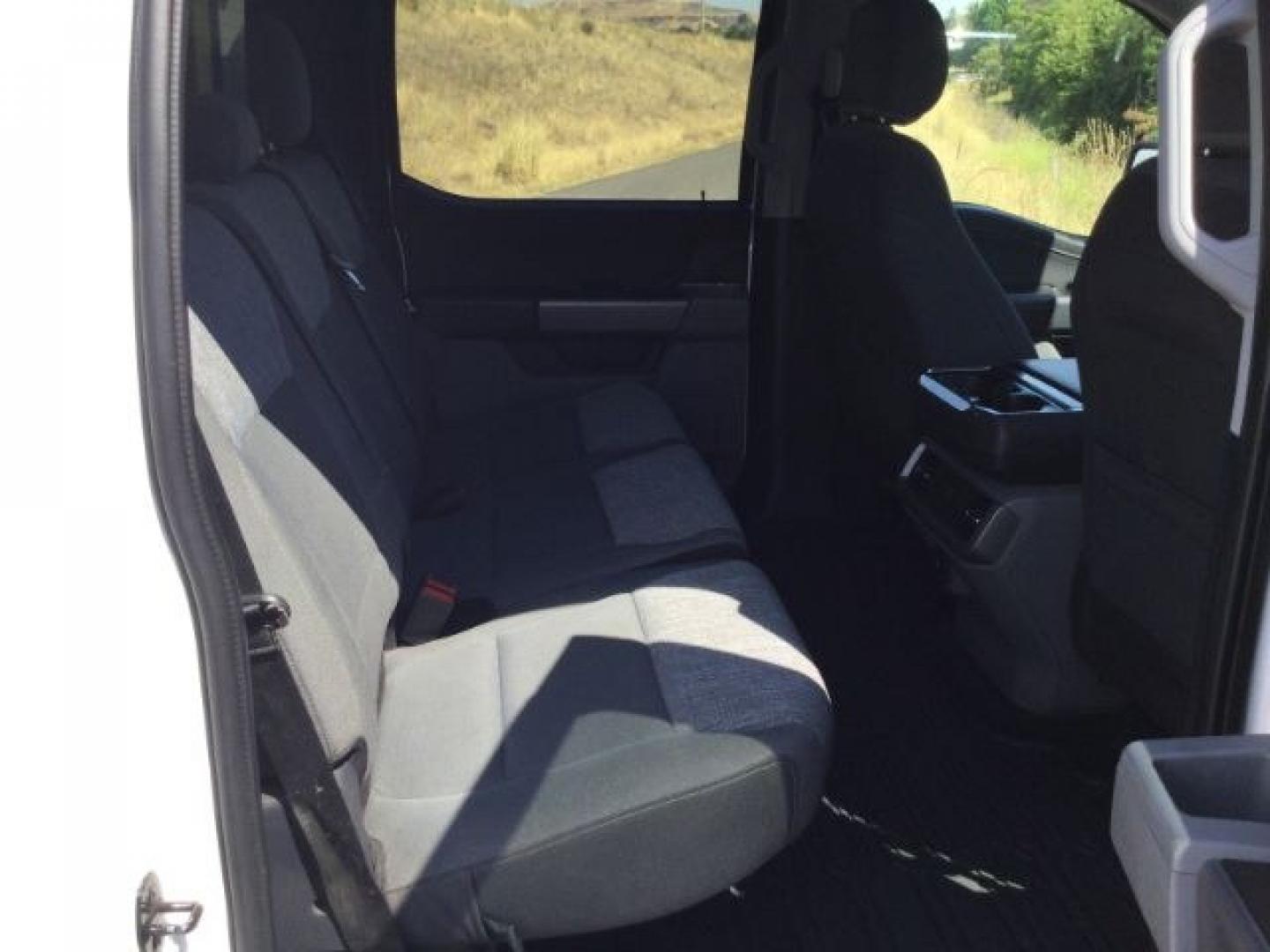 2021 Oxford White /Black/Medium Dark Slate Ford F-150 XLT (1FTFW1E8XMF) with an EcoBoost 3.5L V-6 port/direct injection engine, 10 speed automatic transmission, located at 1801 Main Street, Lewiston, 83501, (208) 743-9371, 46.417065, -117.004799- Photo#20