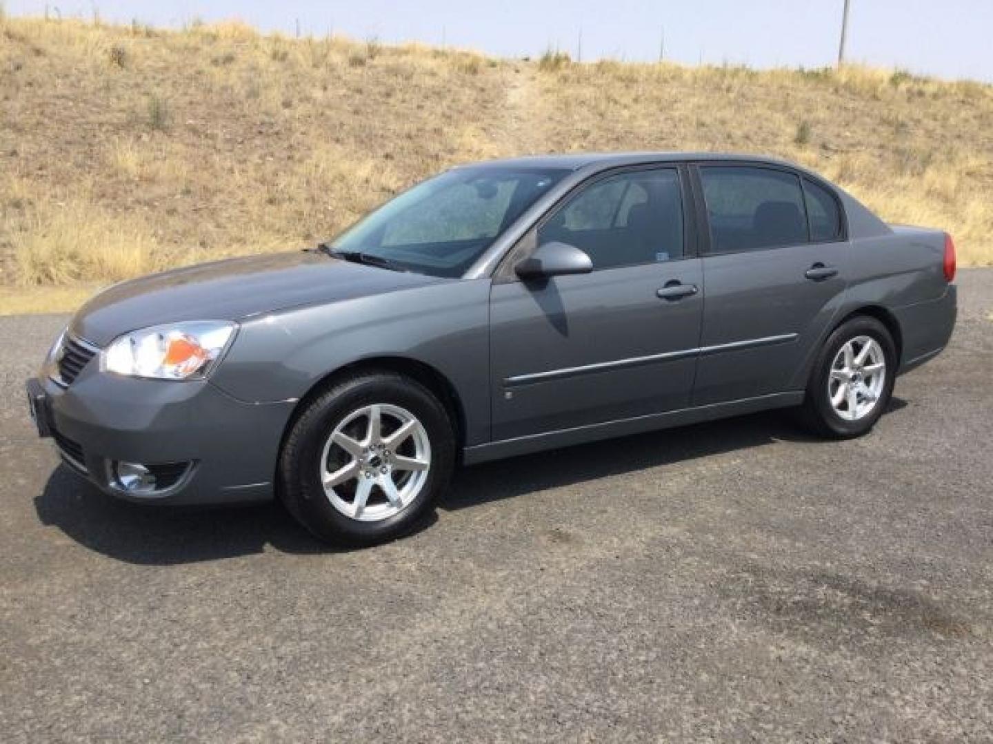 2007 Dark Gray Metallic /Ebony Chevrolet Malibu LT w/1LT (1G1ZT58F37F) with an Ecotec 2.2L I-4 DOHC engine, 4 Speed Automatic transmission, located at 1801 Main Street, Lewiston, 83501, (208) 743-9371, 46.417065, -117.004799- Photo#0
