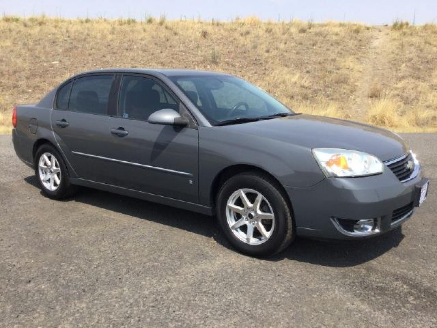 2007 Dark Gray Metallic /Ebony Chevrolet Malibu LT w/1LT (1G1ZT58F37F) with an Ecotec 2.2L I-4 DOHC engine, 4 Speed Automatic transmission, located at 1801 Main Street, Lewiston, 83501, (208) 743-9371, 46.417065, -117.004799- Photo#7