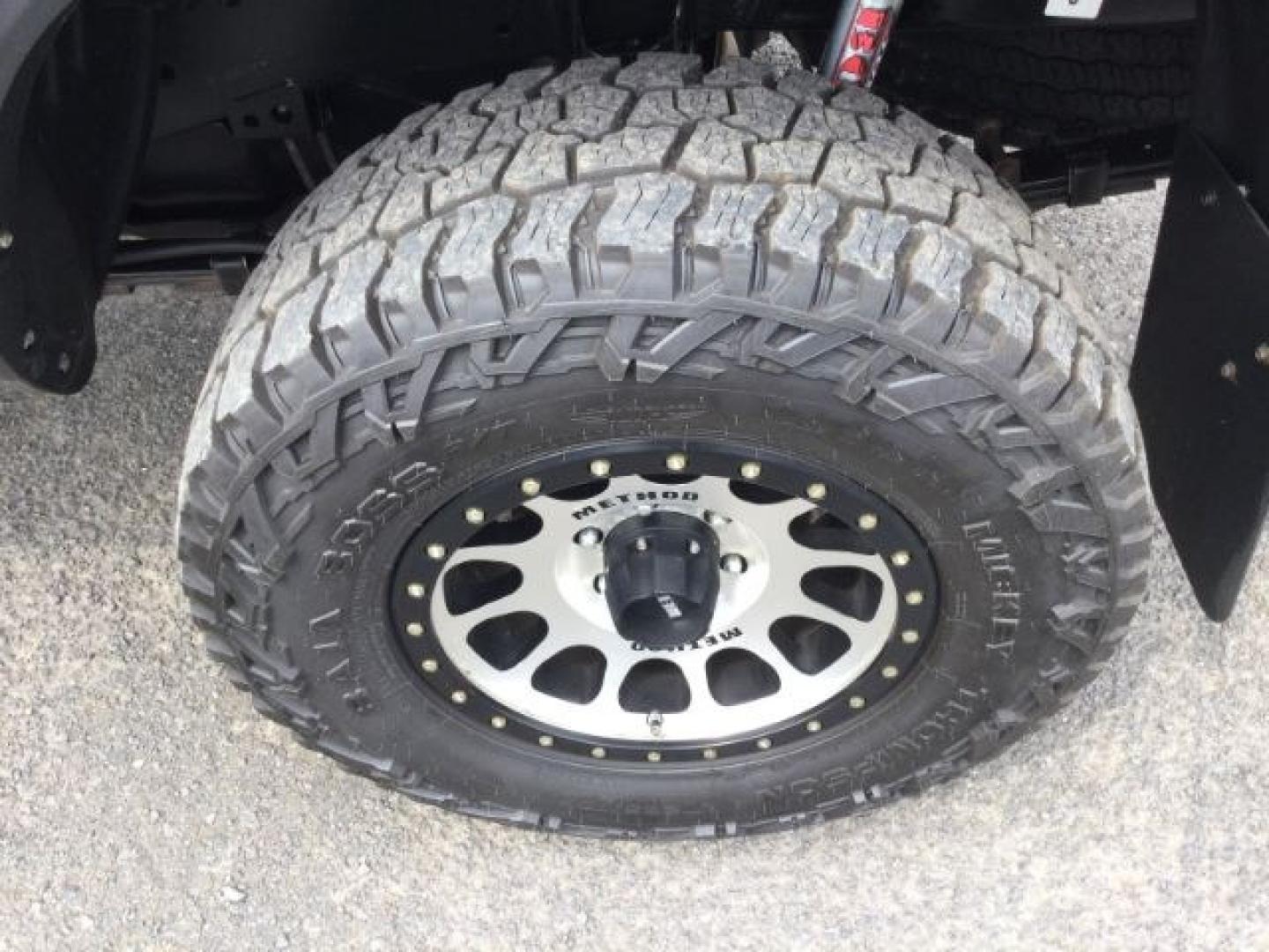 2018 Magnetic Gray Metallic Toyota Tacoma TRD Off Road (3TMCZ5AN5JM) with an 3.5L V-6 port/direct injection engine, located at 1801 Main Street, Lewiston, 83501, (208) 743-9371, 46.417065, -117.004799- Photo#11