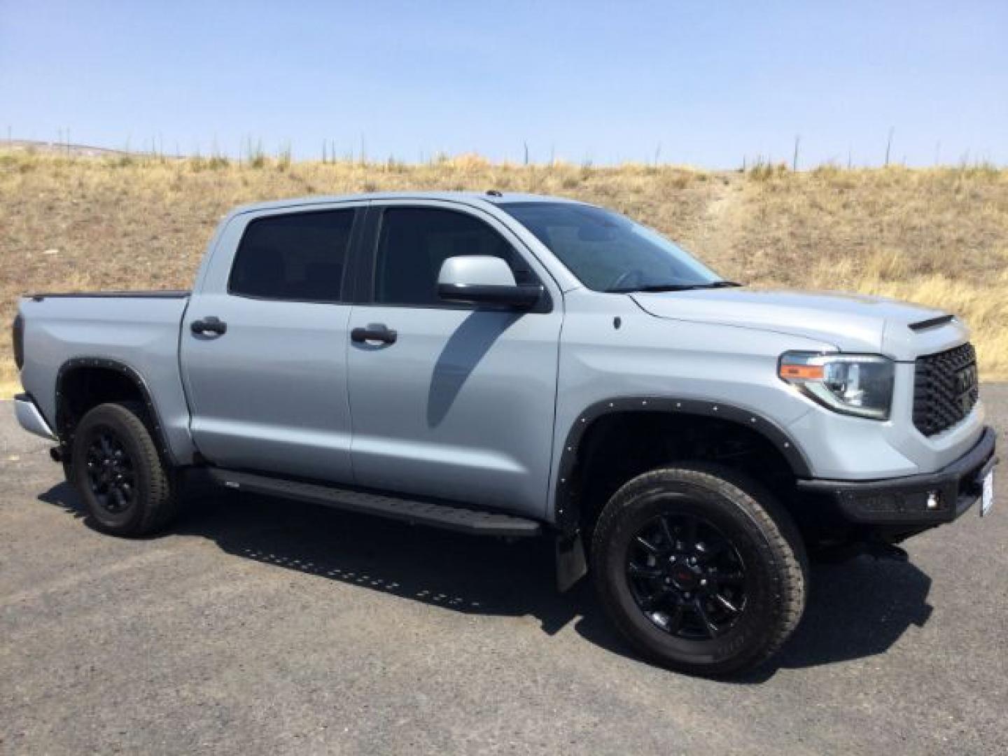 2018 CEMENT GRAY /Black/Gray Cloth Toyota Tundra SR5 PLUS 5.7L V8 (5TFDY5F11JX) with an I-FORCE 5.7L V-8 DOHC engine, 6-Speed Automatic transmission, located at 1801 Main Street, Lewiston, 83501, (208) 743-9371, 46.417065, -117.004799- Photo#1