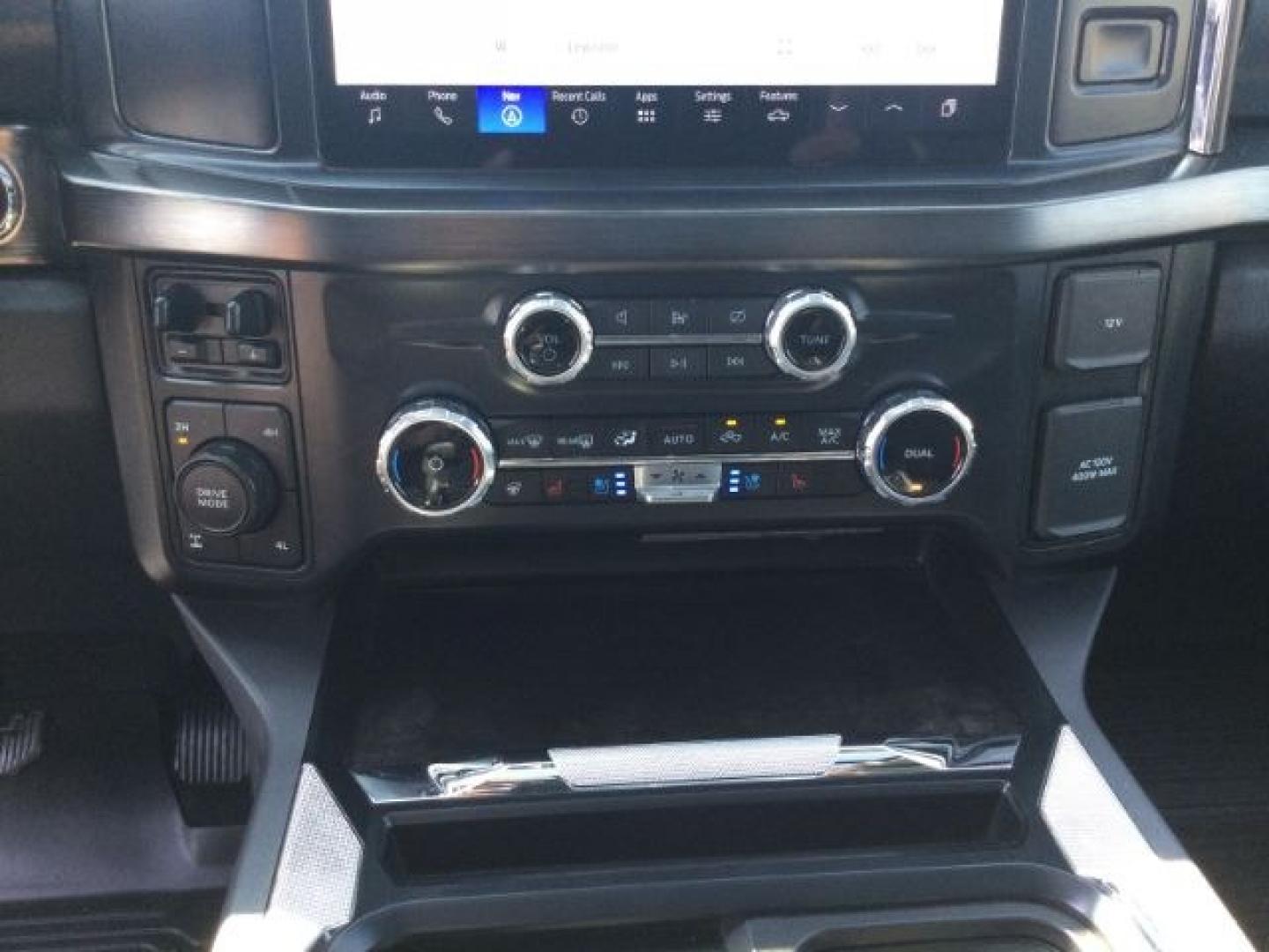 2023 Iconic Silver Metallic /Black Onyx Ford F-350 LARIAT (1FT8W3BM7PE) with an Powerstroke 6.7L V-8 diesel direct injection engine, 10 speed automatic transmission, located at 1801 Main Street, Lewiston, 83501, (208) 743-9371, 46.417065, -117.004799- Photo#17