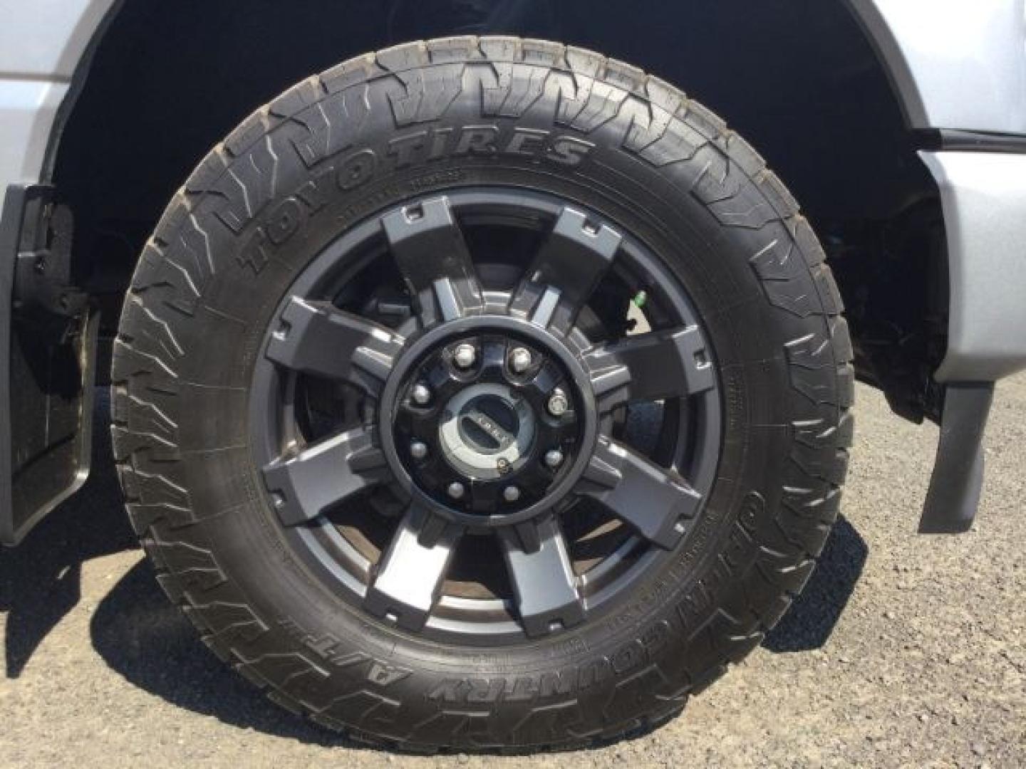 2023 Iconic Silver Metallic /Black Onyx Ford F-350 LARIAT (1FT8W3BM7PE) with an Powerstroke 6.7L V-8 diesel direct injection engine, 10 speed automatic transmission, located at 1801 Main Street, Lewiston, 83501, (208) 743-9371, 46.417065, -117.004799- Photo#24