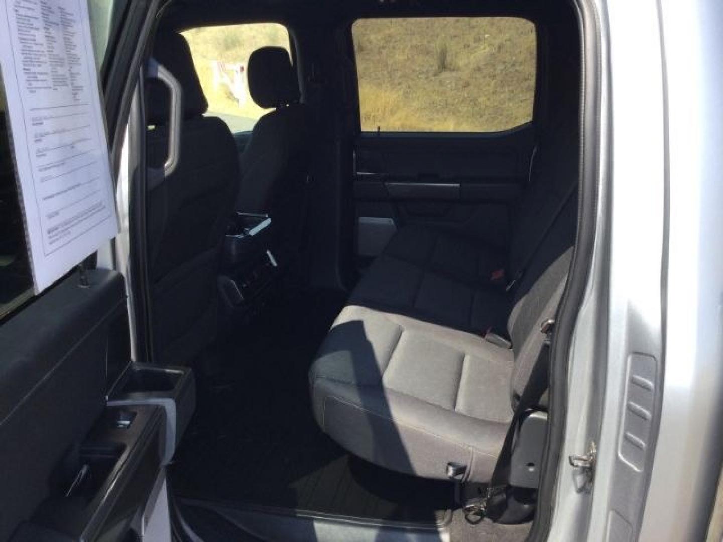 2022 Iconic Silver Metallic /Black w/Medium Dark Slate Ford F-150 XLT (1FTFW1E53NK) with an 5L V-8 port/direct injection engine, 10 speed automatic transmission, located at 1801 Main Street, Lewiston, 83501, (208) 743-9371, 46.417065, -117.004799- Photo#14