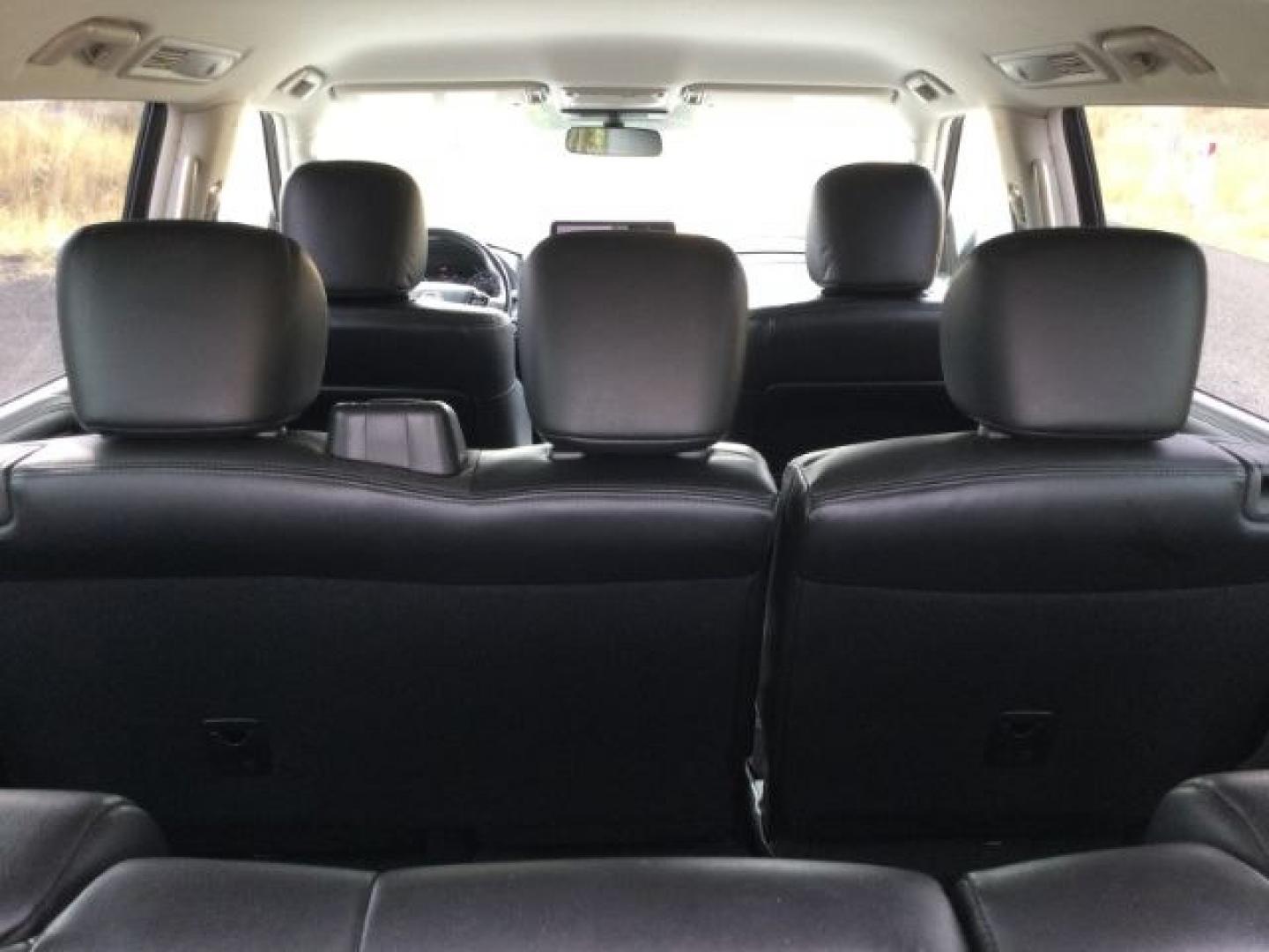 2021 Brilliant Silver Metallic /Charcoal Nissan Armada SV 4WD (JN8AY2AD0M9) with an Endurance 5.6L V-8 gasoline direct injection engine, 7-Speed Automatic transmission, located at 1801 Main Street, Lewiston, 83501, (208) 743-9371, 46.417065, -117.004799- Photo#6