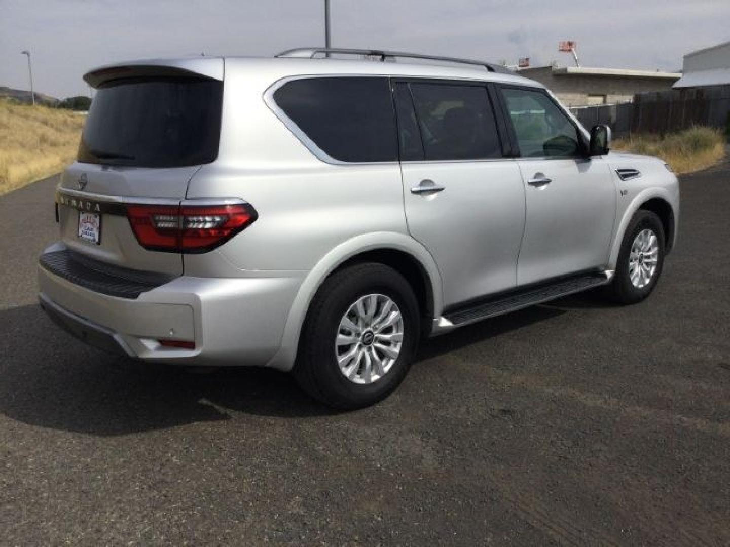 2021 Brilliant Silver Metallic /Charcoal Nissan Armada SV 4WD (JN8AY2AD0M9) with an Endurance 5.6L V-8 gasoline direct injection engine, 7-Speed Automatic transmission, located at 1801 Main Street, Lewiston, 83501, (208) 743-9371, 46.417065, -117.004799- Photo#18