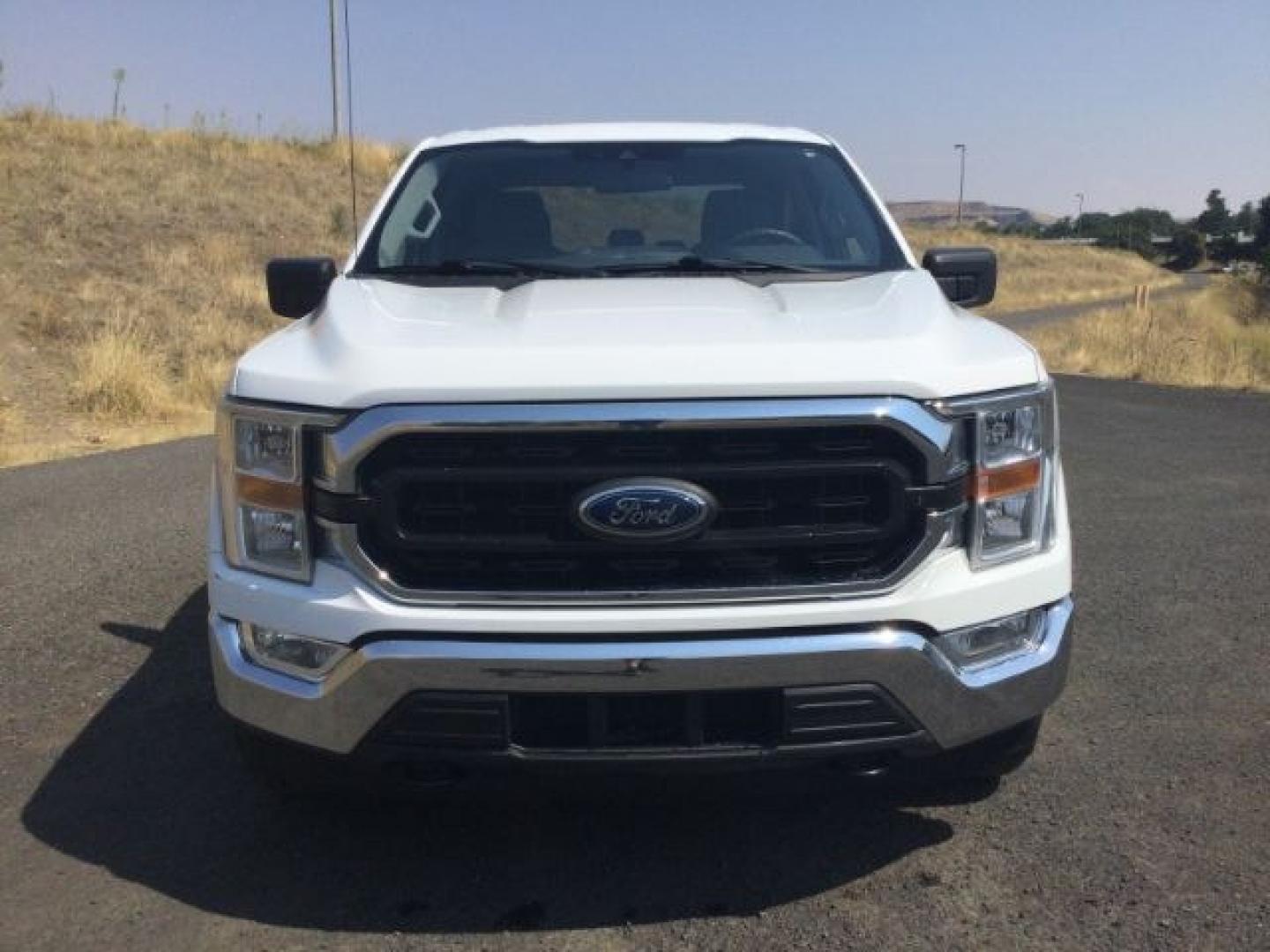 2021 Oxford White /Black/Medium Dark Slate Ford F-150 XLT (1FTFW1E86MF) with an EcoBoost 3.5L V-6 port/direct injection engine, 10 speed automatic transmission, located at 1801 Main Street, Lewiston, 83501, (208) 743-9371, 46.417065, -117.004799- Photo#11