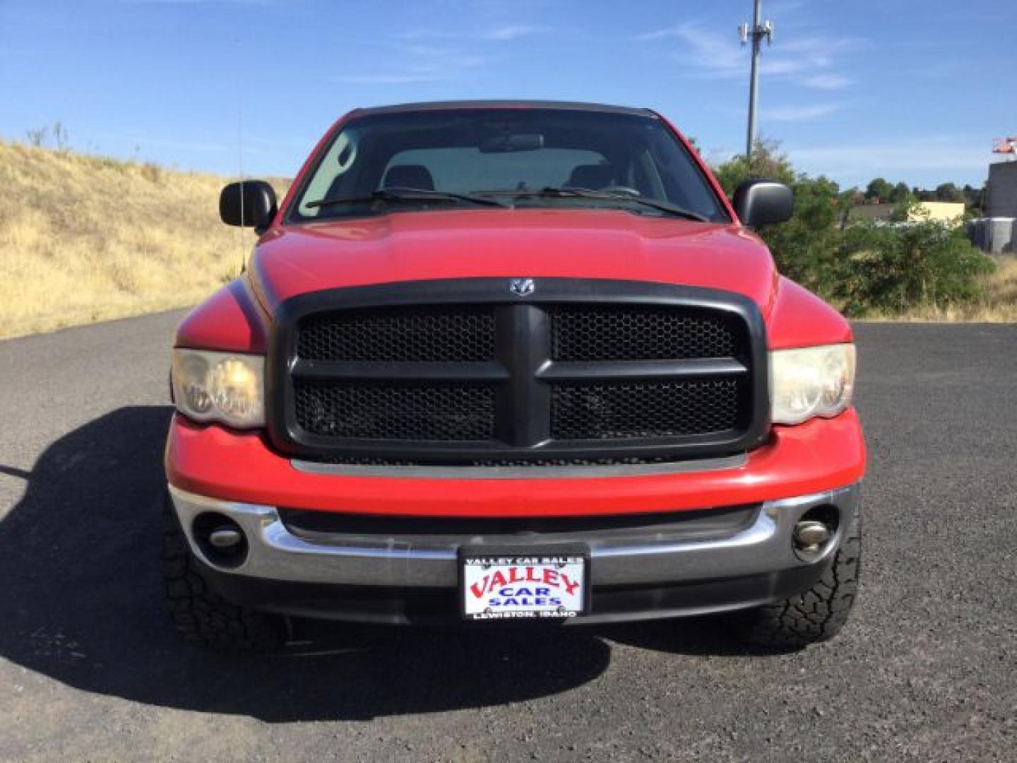 2005 Flame Red Clearcoat /Dark Slate Gray Dodge Ram 1500 SLT Quad Cab (1D7HU18D95S) with an HEMI Magnum 5.7L V-8 regular unleaded engine, 4 speed Automatic transmission, located at 1801 Main Street, Lewiston, 83501, (208) 743-9371, 46.417065, -117.004799- Photo#7