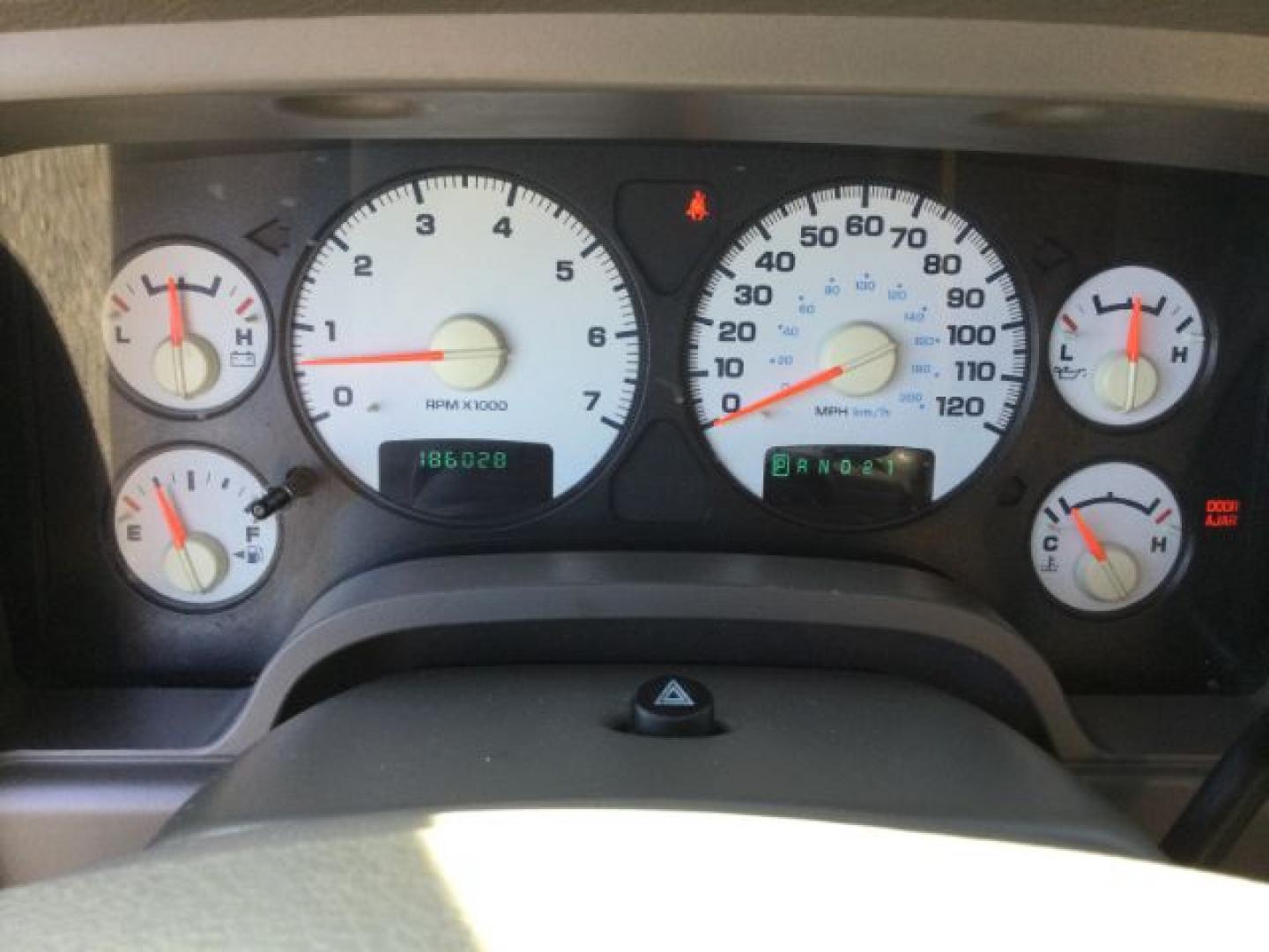 2005 Flame Red Clearcoat /Dark Slate Gray Dodge Ram 1500 SLT Quad Cab (1D7HU18D95S) with an HEMI Magnum 5.7L V-8 regular unleaded engine, 4 speed Automatic transmission, located at 1801 Main Street, Lewiston, 83501, (208) 743-9371, 46.417065, -117.004799- Photo#12