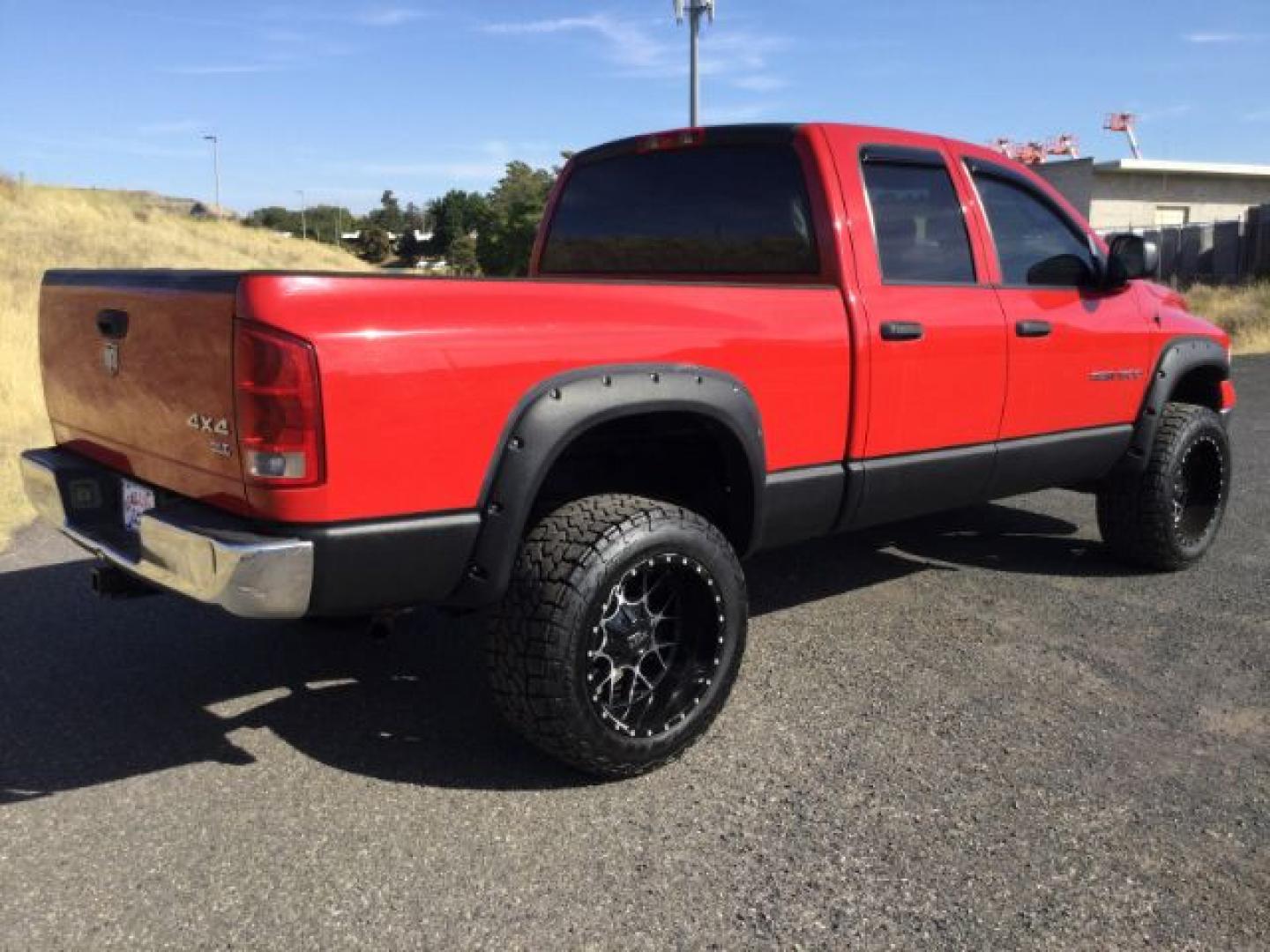 2005 Flame Red Clearcoat /Dark Slate Gray Dodge Ram 1500 SLT Quad Cab (1D7HU18D95S) with an HEMI Magnum 5.7L V-8 regular unleaded engine, 4 speed Automatic transmission, located at 1801 Main Street, Lewiston, 83501, (208) 743-9371, 46.417065, -117.004799- Photo#15