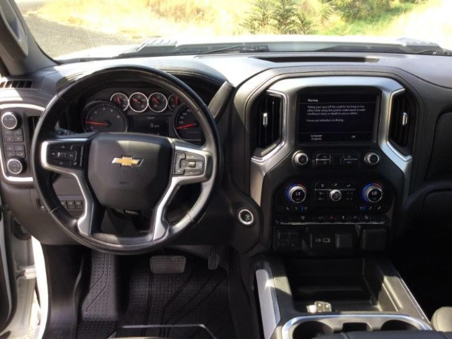 2023 Summit White /Jet Black Chevrolet Silverado 3500HD LTZ (1GC4YUEY2PF) with an Duramax 6.6L V-8 direct injection engine, 10-speed automatic transmission, located at 1801 Main Street, Lewiston, 83501, (208) 743-9371, 46.417065, -117.004799- Photo#3