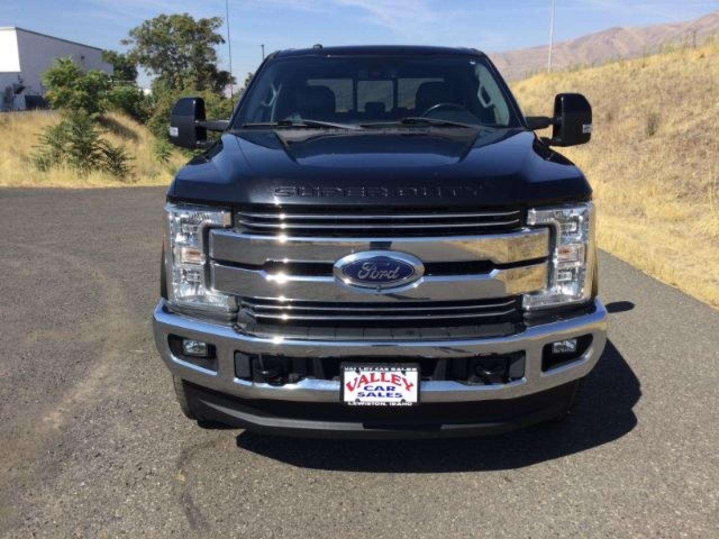 2017 Shadow Black /Black Ford F-350 LARIAT (1FT8W3BT1HE) with an Powerstroke 6.7L V-8 diesel direct injection engine, 6-Speed Automatic transmission, located at 1801 Main Street, Lewiston, 83501, (208) 743-9371, 46.417065, -117.004799- Photo#14