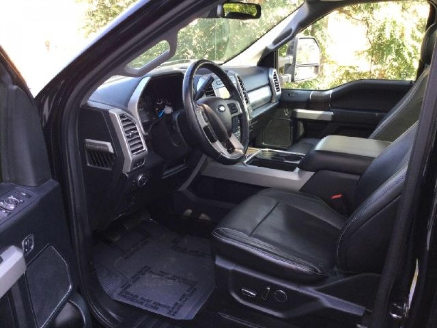2017 Shadow Black /Black Ford F-350 LARIAT (1FT8W3BT1HE) with an Powerstroke 6.7L V-8 diesel direct injection engine, 6-Speed Automatic transmission, located at 1801 Main Street, Lewiston, 83501, (208) 743-9371, 46.417065, -117.004799- Photo#17