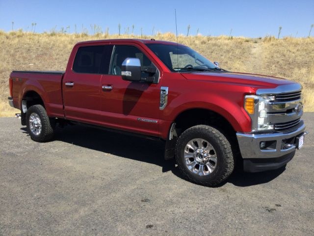 photo of 2017 Ford F-350 LARIAT