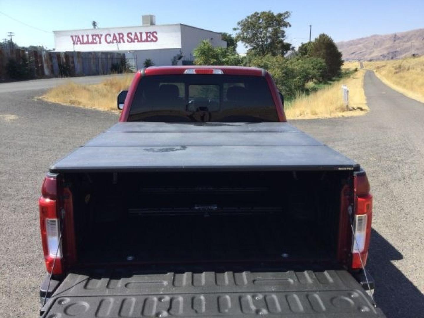 2017 Ruby Red Metallic Tinted Clearcoat /Black Ford F-350 LARIAT (1FT8W3BT7HE) with an Powerstroke 6.7L V-8 diesel direct injection engine, 6-Speed Automatic transmission, located at 1801 Main Street, Lewiston, 83501, (208) 743-9371, 46.417065, -117.004799- Photo#10