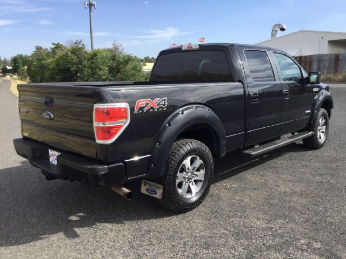 2013 Tuxedo Black Metallic /Black Ford F-150 FX4 (1FTFW1ET7DF) with an EcoBoost 3.5L V-6 gasoline direct injection engine, 6-Speed Automatic transmission, located at 1801 Main Street, Lewiston, 83501, (208) 743-9371, 46.417065, -117.004799- Photo#16