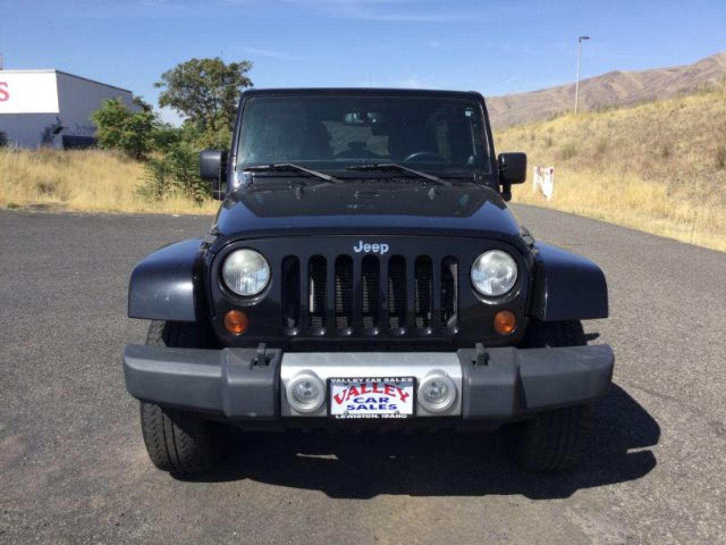 2013 Black /Black Jeep Wrangler Unlimited Sahara (1C4BJWEGXDL) with an 3.6L V-6 DOHC engine, 5-Speed Automatic transmission, located at 1801 Main Street, Lewiston, 83501, (208) 743-9371, 46.417065, -117.004799- Photo#7