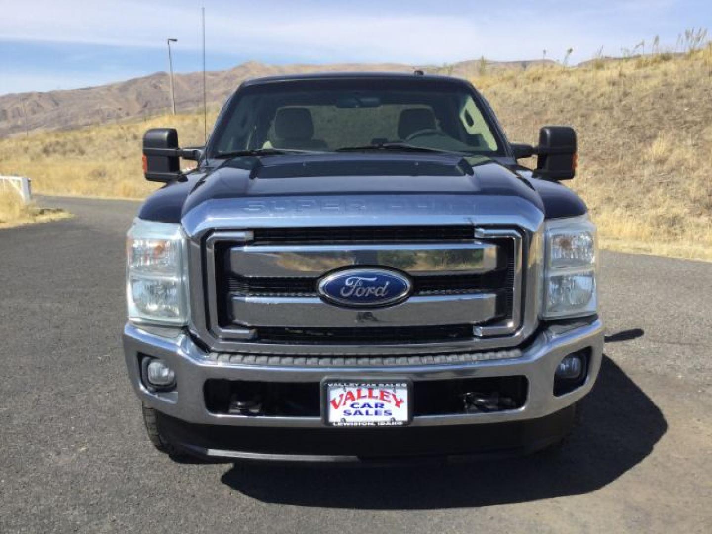 2011 Tuxedo Black Metallic /Adobe Cloth Ford F-250 Super Cab XLT 4x4 (1FT7X2B65BE) with an 6.2 EFI V8 engine, 6-Speed Automatic transmission, located at 1801 Main Street, Lewiston, 83501, (208) 743-9371, 46.417065, -117.004799- Photo#6
