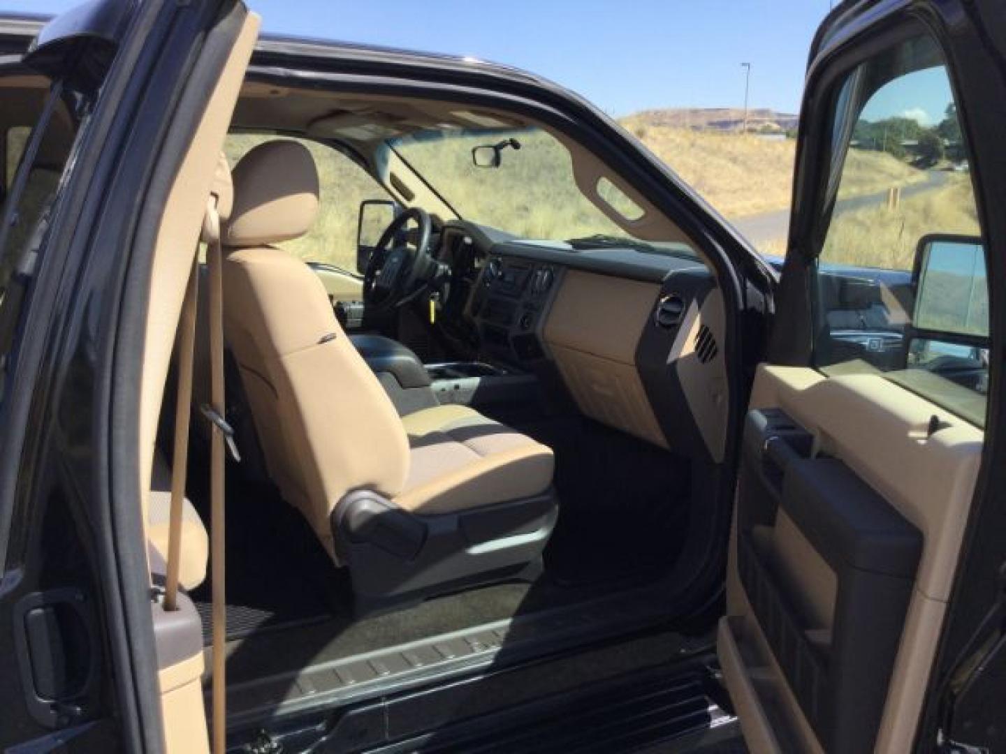 2011 Tuxedo Black Metallic /Adobe Cloth Ford F-250 Super Cab XLT 4x4 (1FT7X2B65BE) with an 6.2 EFI V8 engine, 6-Speed Automatic transmission, located at 1801 Main Street, Lewiston, 83501, (208) 743-9371, 46.417065, -117.004799- Photo#11