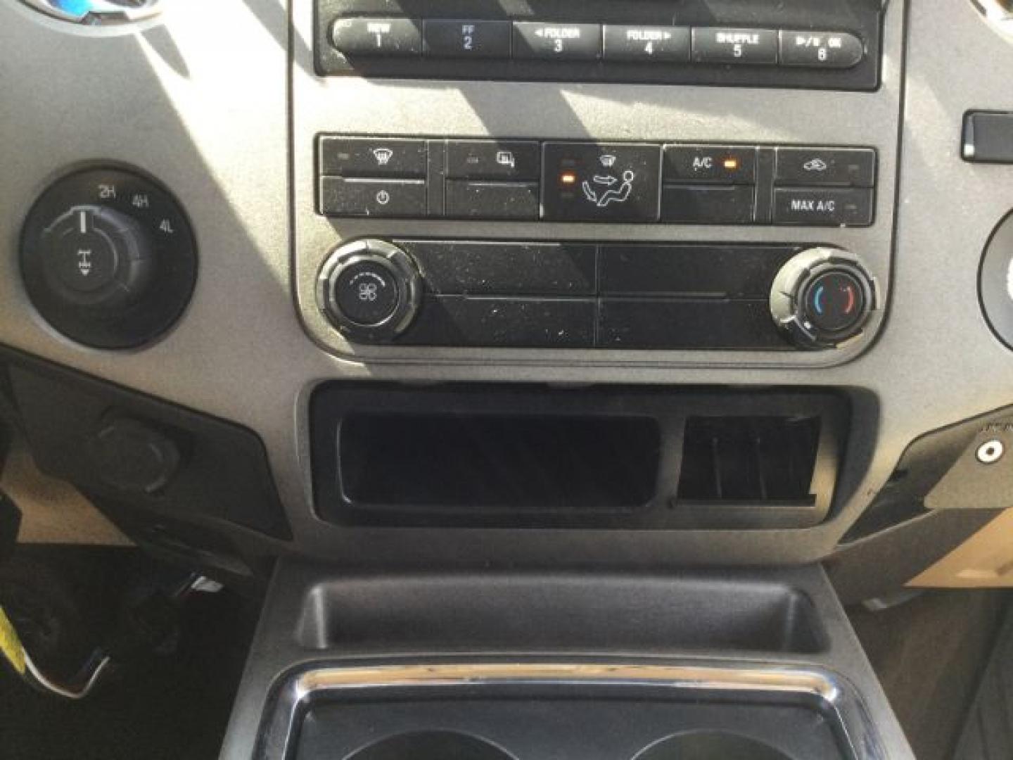 2011 Tuxedo Black Metallic /Adobe Cloth Ford F-250 Super Cab XLT 4x4 (1FT7X2B65BE) with an 6.2 EFI V8 engine, 6-Speed Automatic transmission, located at 1801 Main Street, Lewiston, 83501, (208) 743-9371, 46.417065, -117.004799- Photo#16