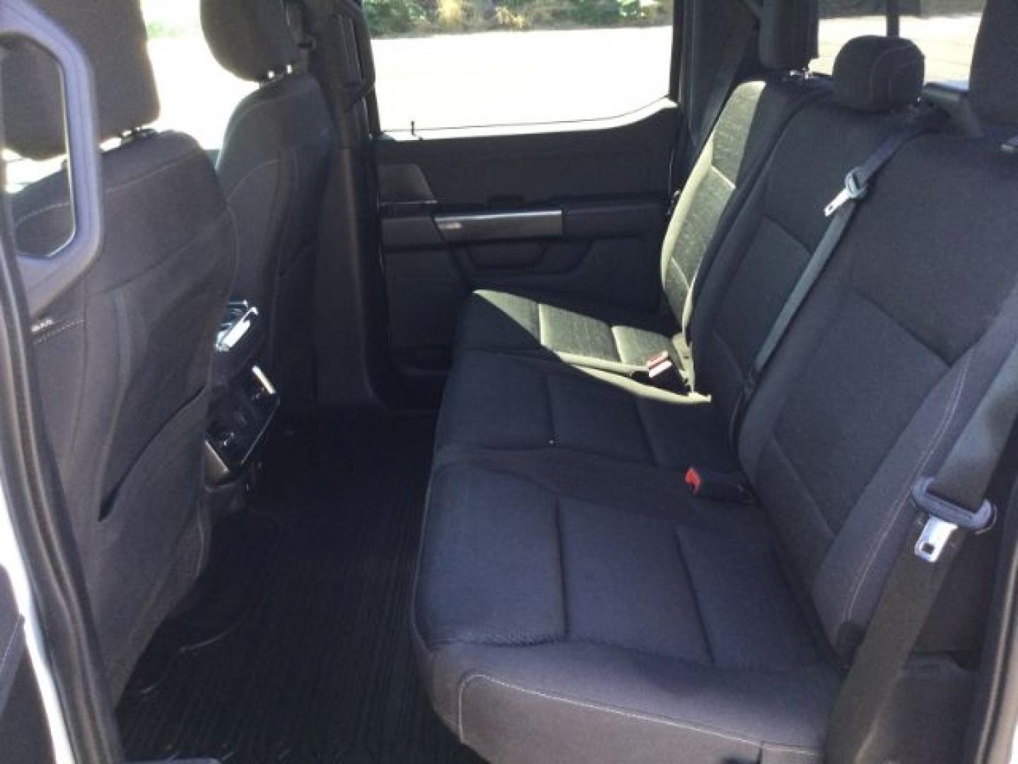 2021 Oxford White /Black/Medium Dark Slate Ford F-150 XLT/Sport (1FTFW1ED9MF) with an EcoBoost 3.5L V-6 port/direct injection engine, 10 speed automatic transmission, located at 1801 Main Street, Lewiston, 83501, (208) 743-9371, 46.417065, -117.004799- Photo#4