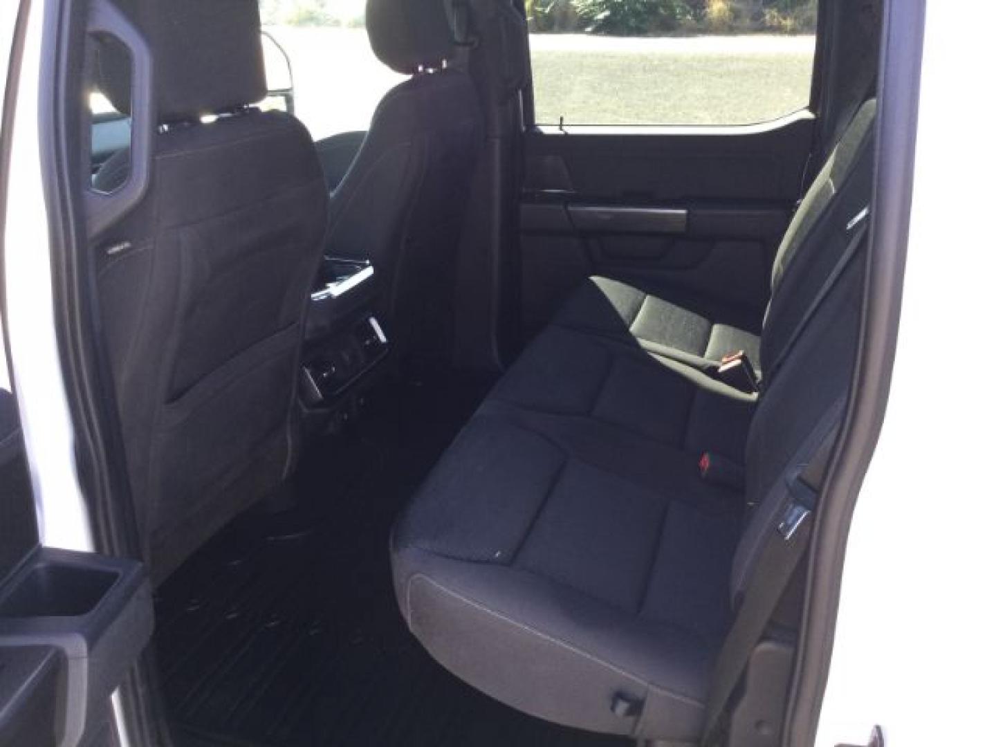 2021 Oxford White /Black/Medium Dark Slate Ford F-150 XLT/Sport (1FTFW1ED9MF) with an EcoBoost 3.5L V-6 port/direct injection engine, 10 speed automatic transmission, located at 1801 Main Street, Lewiston, 83501, (208) 743-9371, 46.417065, -117.004799- Photo#16