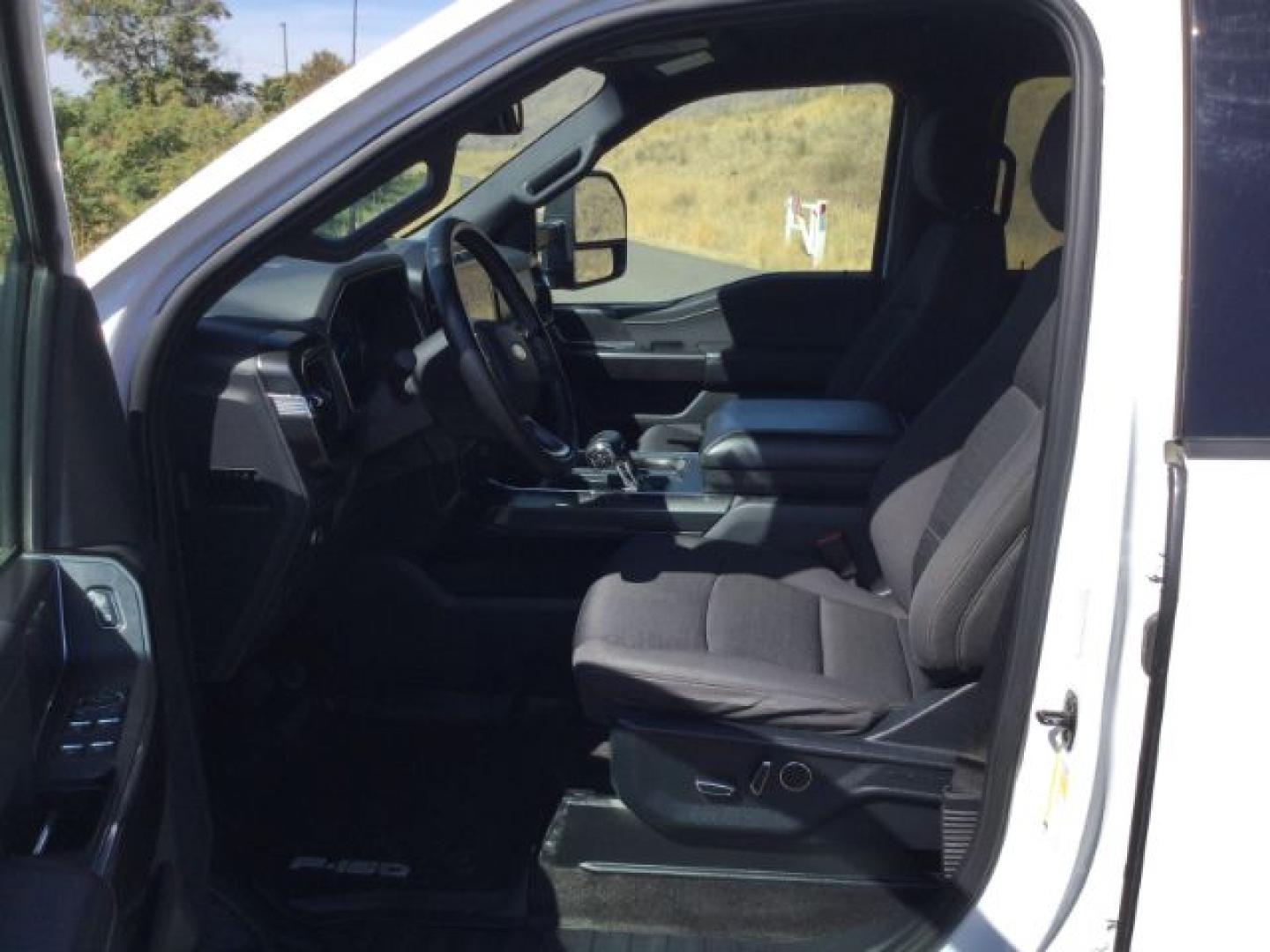 2021 Oxford White /Black/Medium Dark Slate Ford F-150 XLT/Sport (1FTFW1ED9MF) with an EcoBoost 3.5L V-6 port/direct injection engine, 10 speed automatic transmission, located at 1801 Main Street, Lewiston, 83501, (208) 743-9371, 46.417065, -117.004799- Photo#21