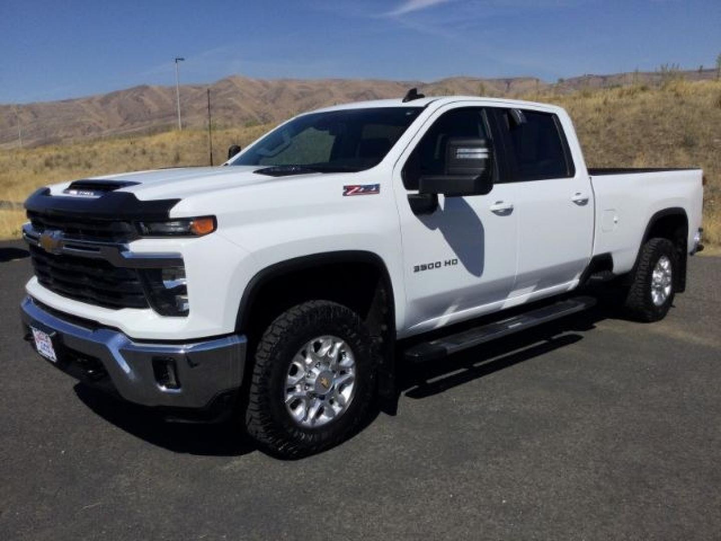 2024 Summit White Chevrolet Silverado 3500HD LT (1GC4YTEY6RF) , located at 1801 Main Street, Lewiston, 83501, (208) 743-9371, 46.417065, -117.004799- Photo#1