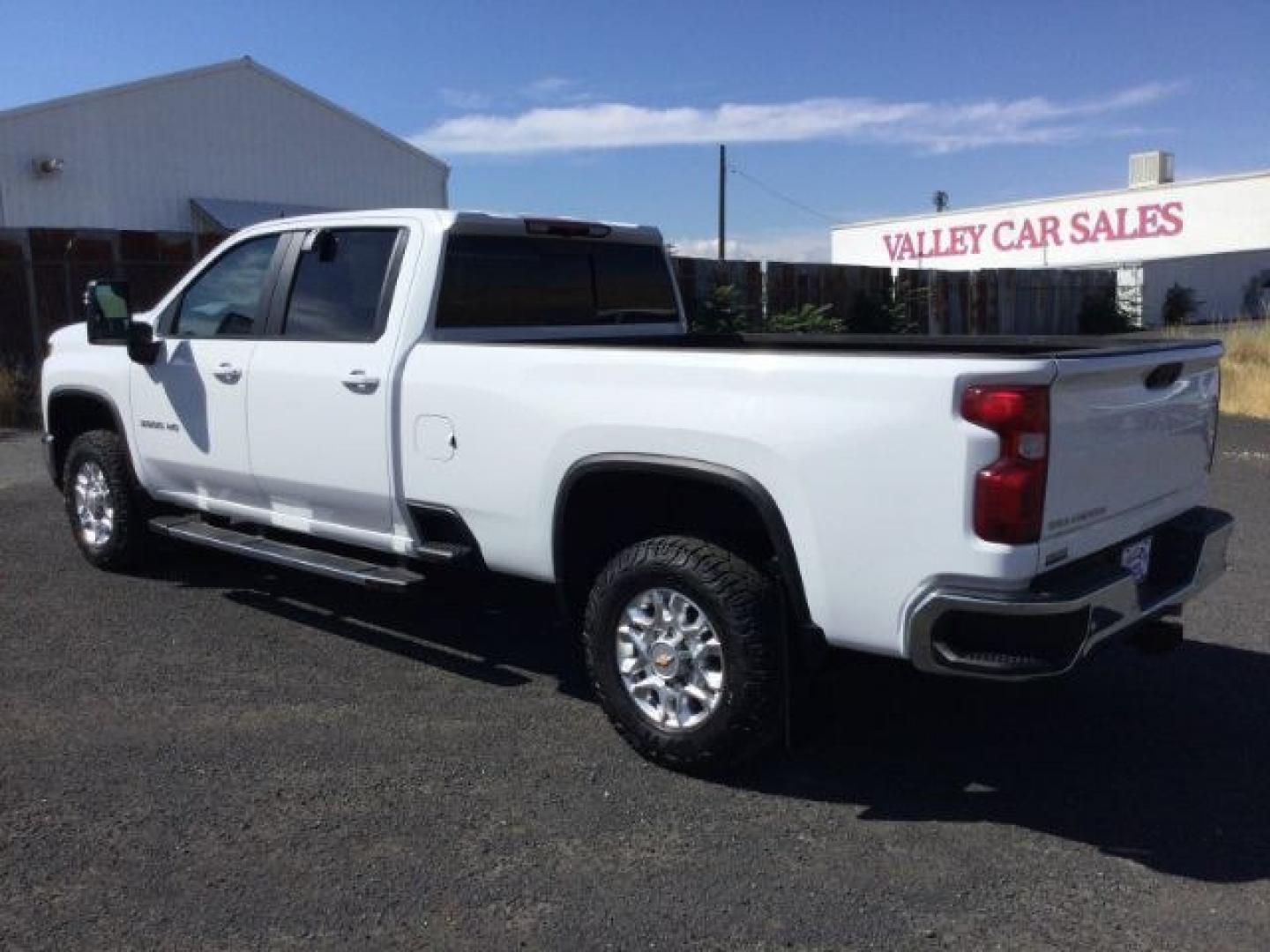 2024 Summit White Chevrolet Silverado 3500HD LT (1GC4YTEY6RF) , located at 1801 Main Street, Lewiston, 83501, (208) 743-9371, 46.417065, -117.004799- Photo#20