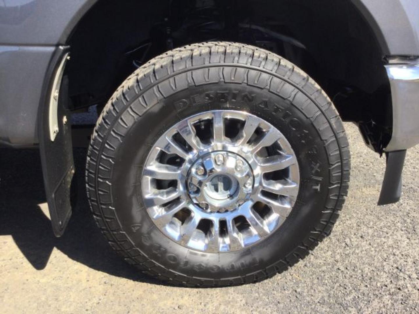 2022 Carbonized Gray Metallic /Medium Earth Gray Ford F-350 XLT Long Box (1FT8W3BT6NE) with an Powerstroke 6.7L V-8 direct injection engine, 10 speed automatic transmission, located at 1801 Main Street, Lewiston, 83501, (208) 743-9371, 46.417065, -117.004799- Photo#10