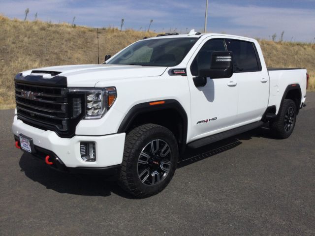photo of 2021 GMC Sierra 2500HD 4WD Crew Cab Standard Bed AT4