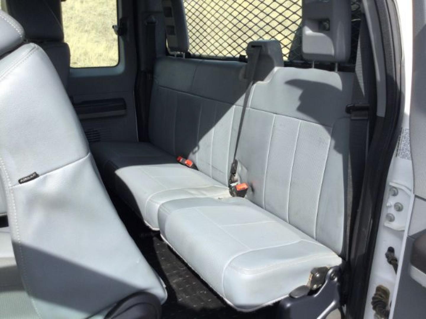 2015 Oxford White Ford F-350 XL SuperCab 4WD (1FD8X3BT6FE) , located at 1801 Main Street, Lewiston, 83501, (208) 743-9371, 46.417065, -117.004799- Photo#12