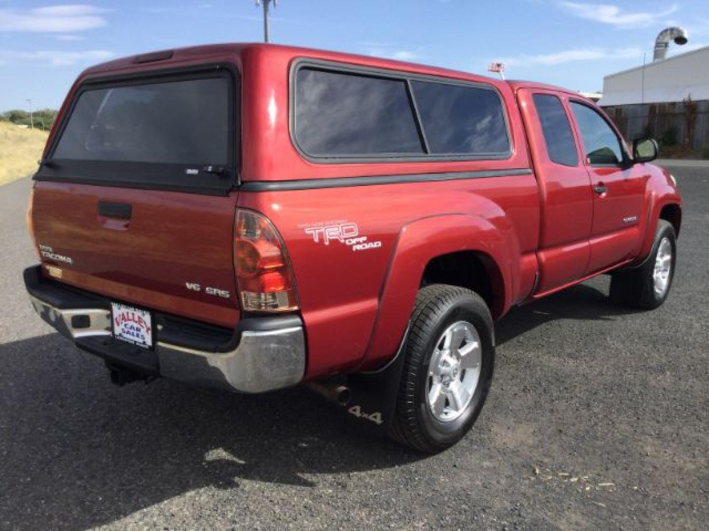 2006 Radiant Red /Graphite Toyota Tacoma Base V6 (5TEUU42N16Z) with an 4L V-6 DOHC engine, 5-Speed Automatic transmission, located at 1801 Main Street, Lewiston, 83501, (208) 743-9371, 46.417065, -117.004799- Photo#19