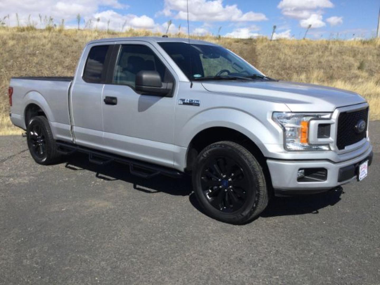 2019 Ingot Silver Metallic /Black Ford F-150 STX (1FTEX1EP8KK) with an EcoBoost 2.7L V-6 port/direct injection engine, 10-speed automatic transmission, located at 1801 Main Street, Lewiston, 83501, (208) 743-9371, 46.417065, -117.004799- Photo#10